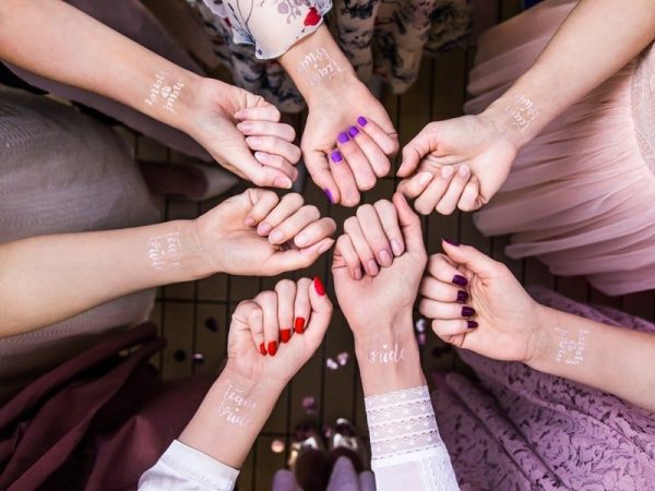 Προσωρινά ροζ χρυό Τατουάζ για Bachelorette (13 τεμ)