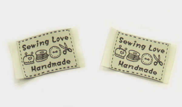 ΤΑΜΠΕΛΑΚΙ ΚΕΝΤΗΜΕΝΟ SEWING LOVE 4x3cm 0501239